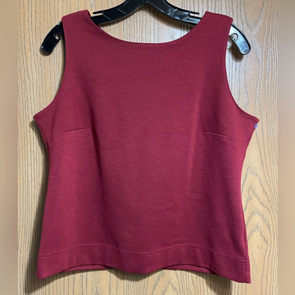 EUC Eddie Bauer Tank in Burgundy Red